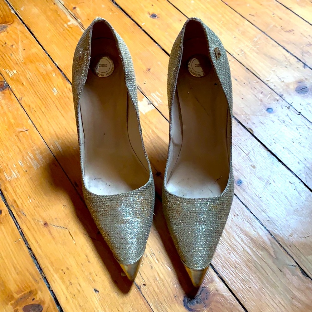 Shoes - Picture 3 of 5